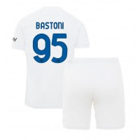 Inter Milan Alessandro Bastoni #95 Bortedraktsett Barn 2023-24 Kortermet (+ Korte bukser)